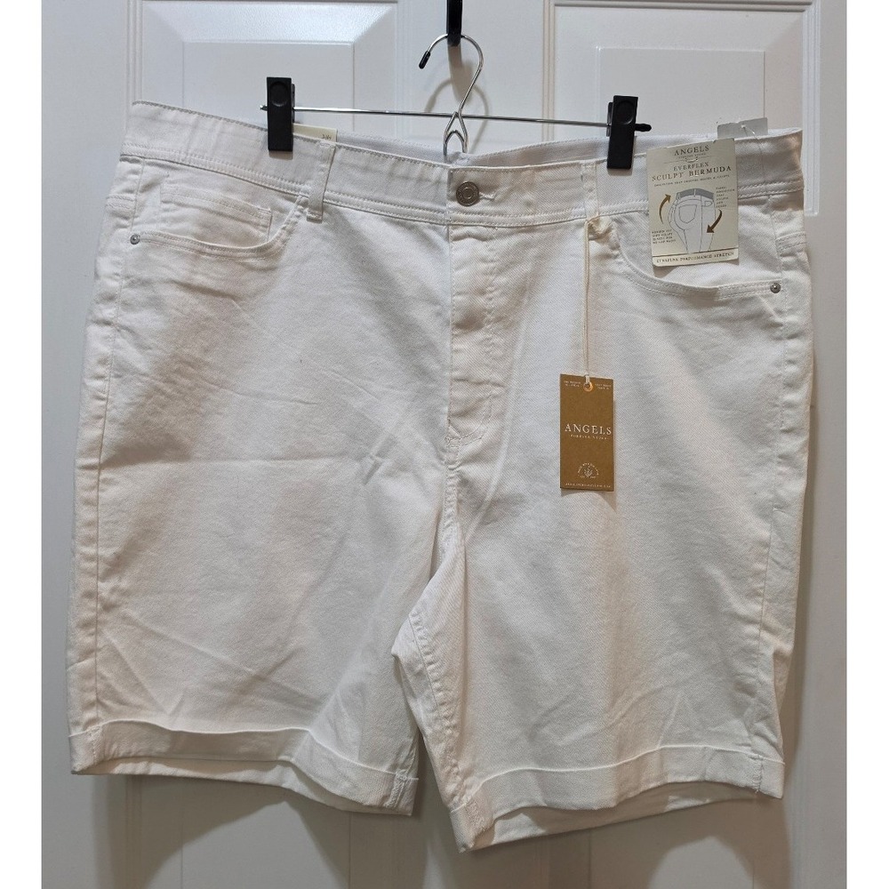Angels Forever Young NWT Everflex Sculpt Bermuda Shorts White Size 24W